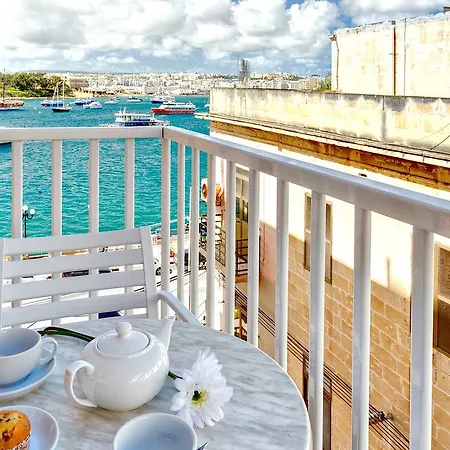 La Rive * Sliema